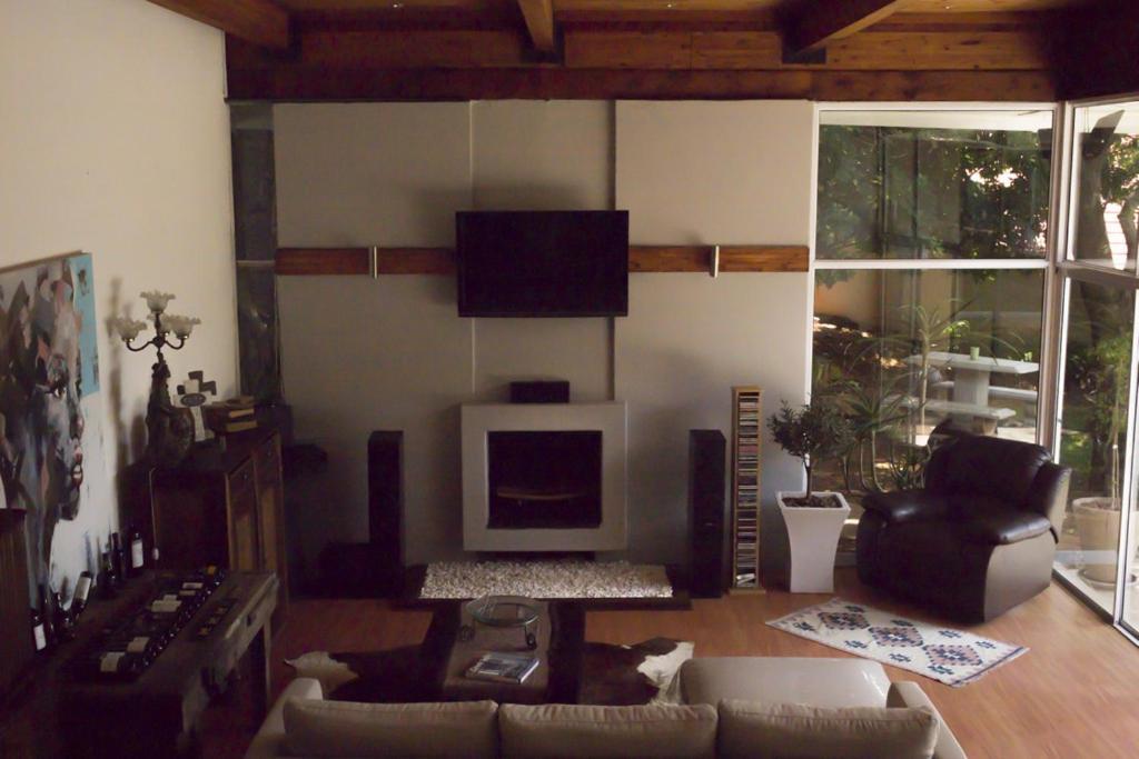 Luxury Upmarket Guesthouse 20 On 4Th 勒斯滕堡 外观 照片