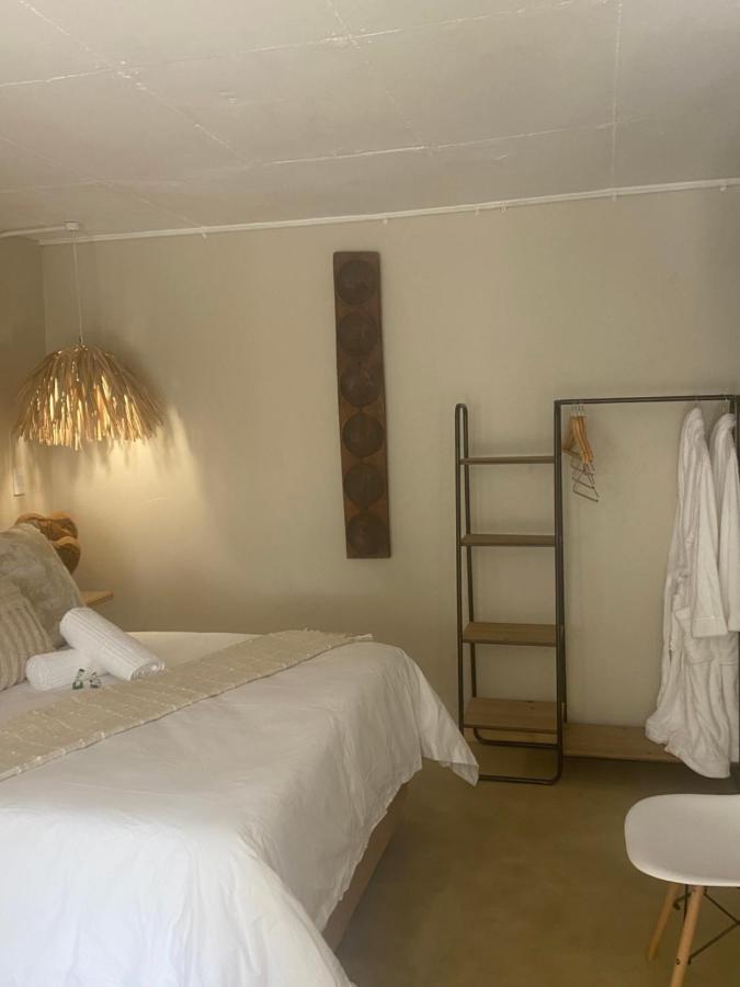 Luxury Upmarket Guesthouse 20 On 4Th 勒斯滕堡 外观 照片