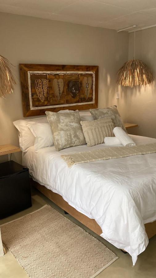 Luxury Upmarket Guesthouse 20 On 4Th 勒斯滕堡 外观 照片