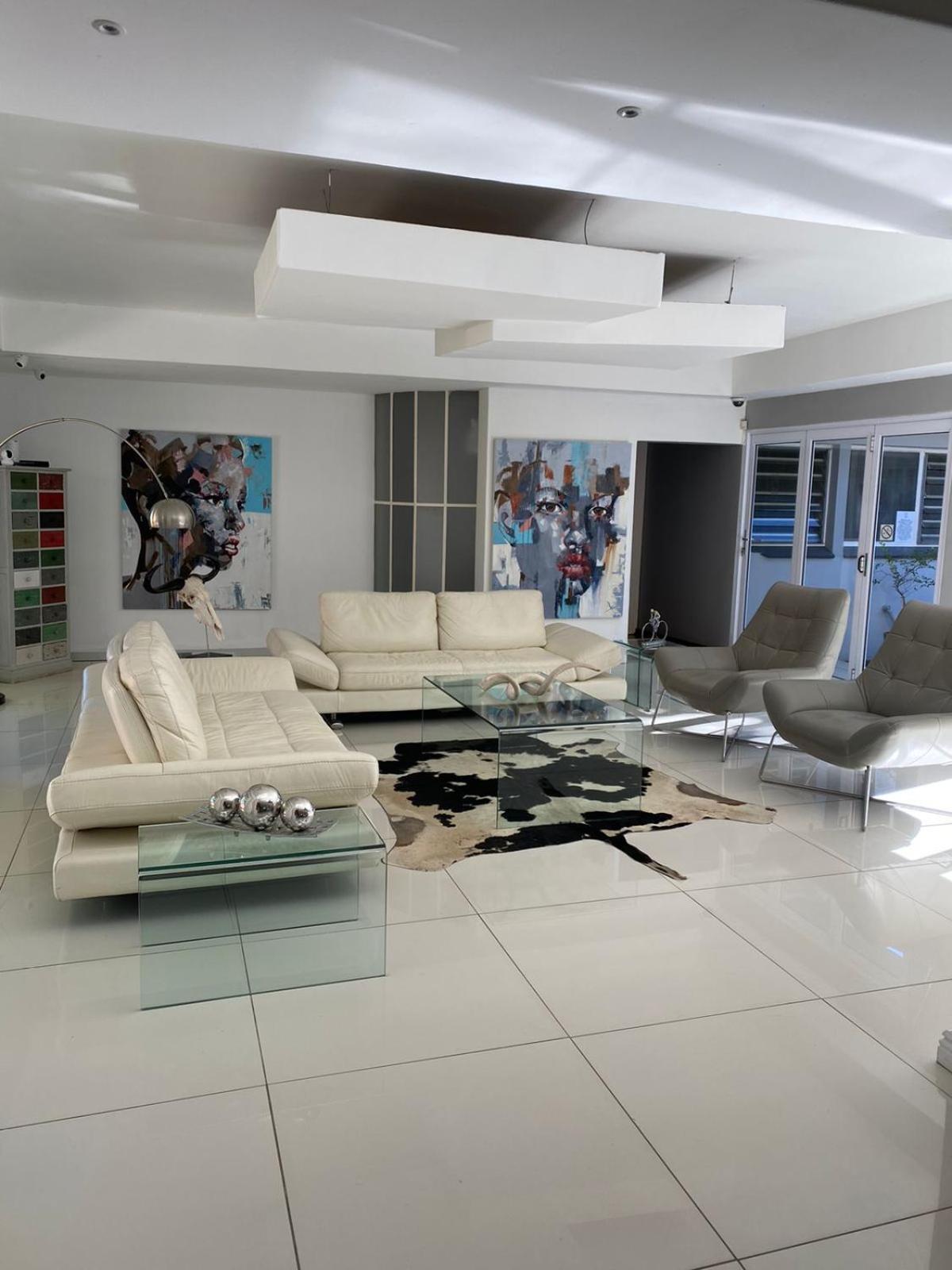 Luxury Upmarket Guesthouse 20 On 4Th 勒斯滕堡 外观 照片